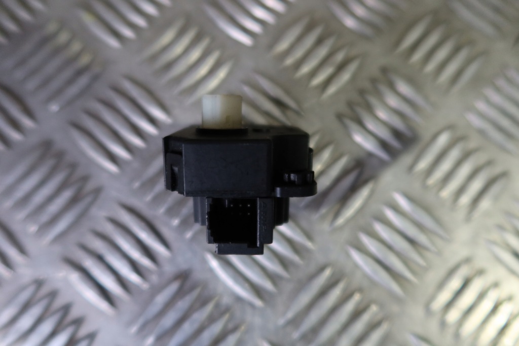 фото №11, Моторчик регулировки обдув megane iii n1019800ge