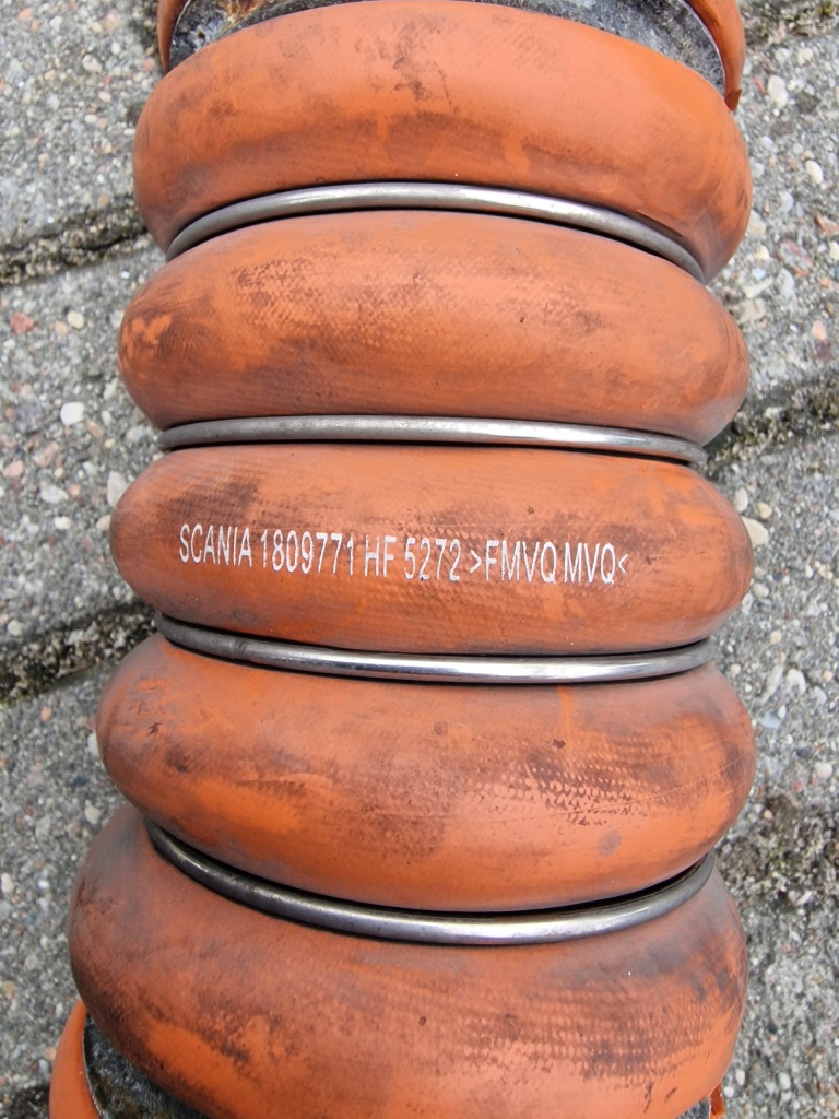 Соединитель труба интеркулер воздуха scania r 1809771 Доставка