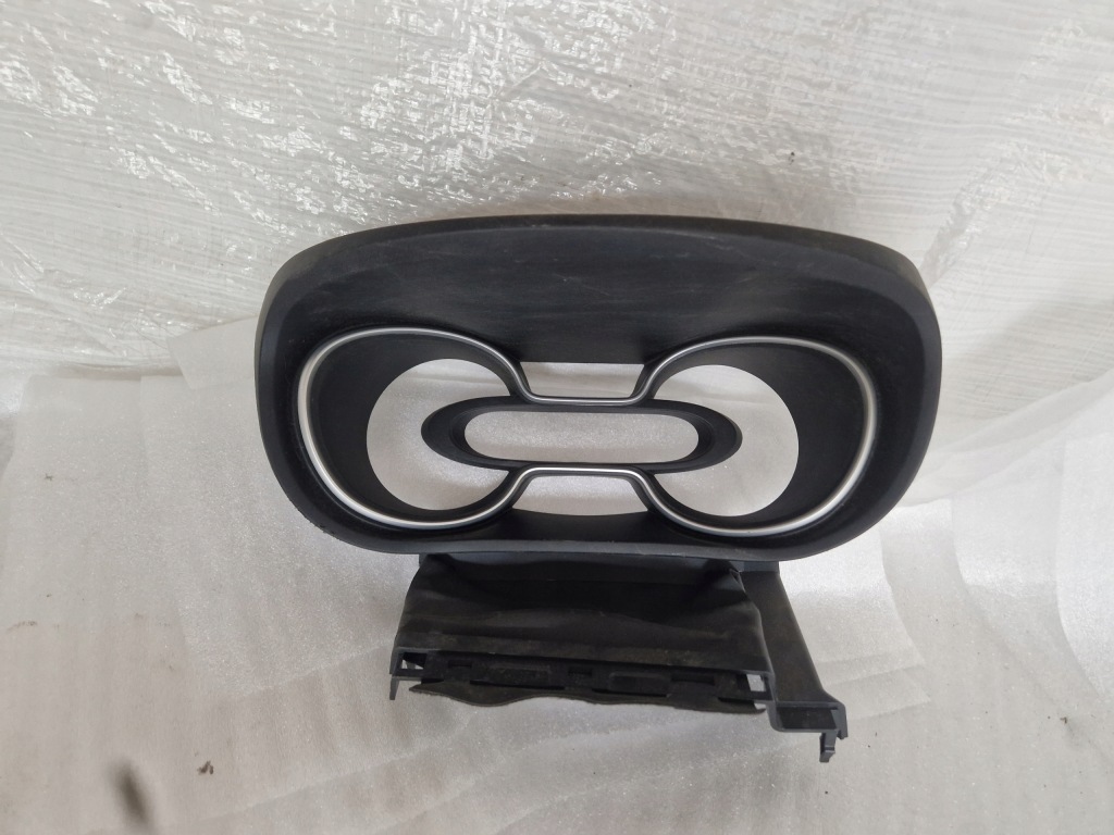 фото №1, Trafic vivaro b talento захист корпус спідометра хром