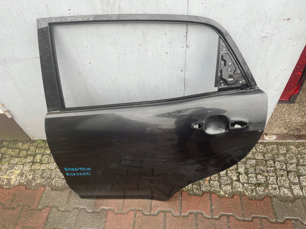 фото №1, Ssangyong korando левая задние дверь левый задняя