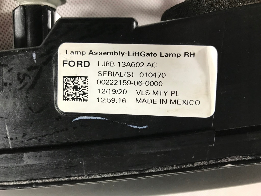 фото №5, Ford mustang mach-e лампа задняя правая idealna led!