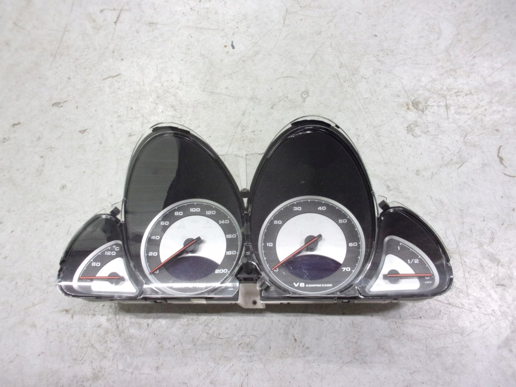 Купить Mercedes r230 sl 230 55 amg панель приборы a2305406811