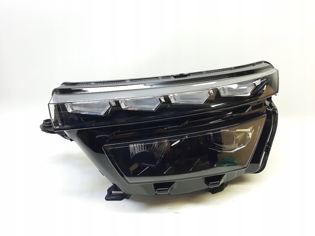 фото №1, Skoda kamiq левый фара led 658941015b