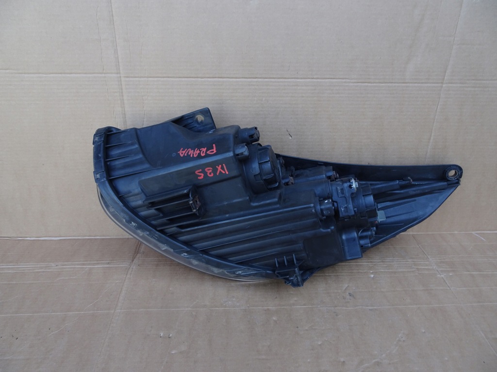 фото №15, Hyundai ix35 лампа левая правая перед 10r