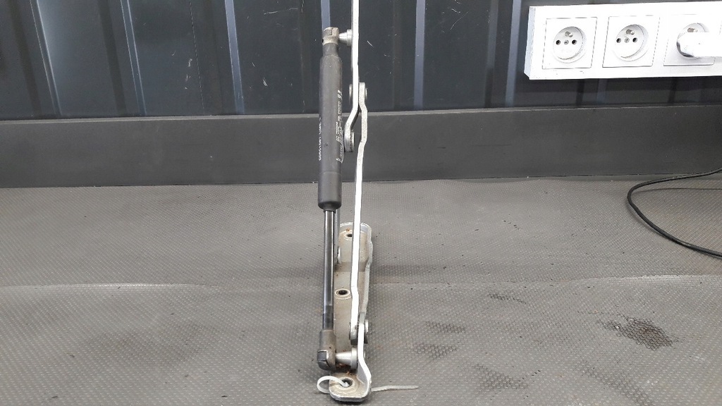 фото №2, 60651067 привід кришки alfa romeo 156