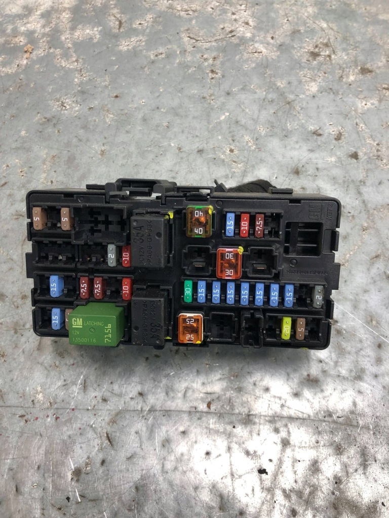 фото №1, Opel karl модуль коробка запобіжників jb520324-5