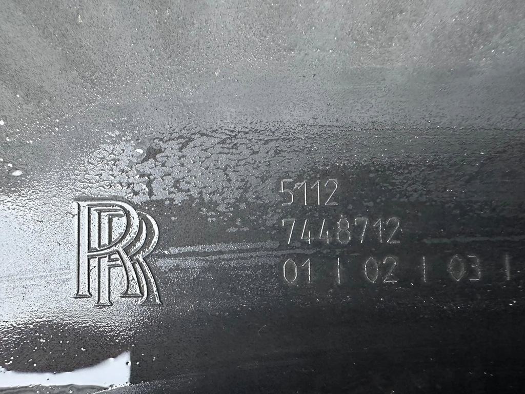 фото №10, Бампер rolls-royce cullinan задняя оригинал нет клеёный
