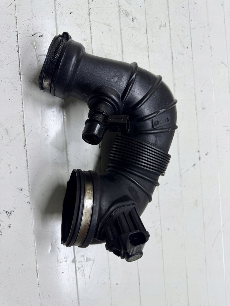 фото №1, Mercedes w204 c-klasa 2.2 cdi труба шланг повітря датчик a6510940797