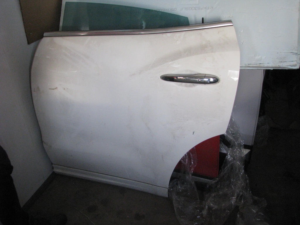 фото №1, Maserati levante двері ліва задні