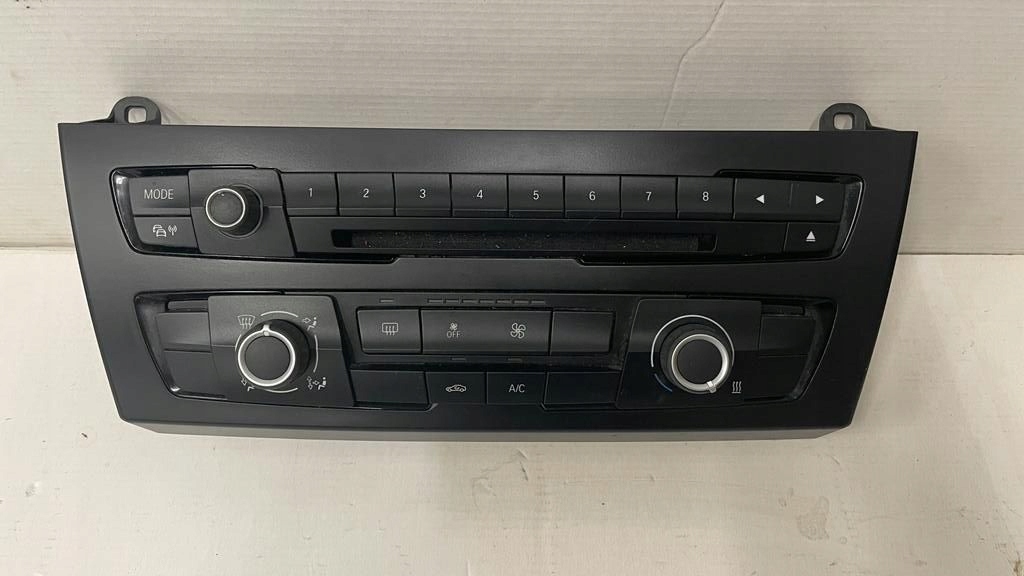 фото №1, Bmw f20 f21 панель кондиціонера радіо
