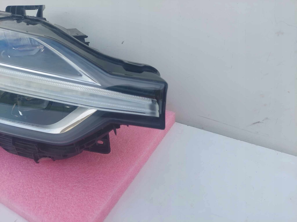 фото №5, Volvo xc60 ii лампа права перед передня full led