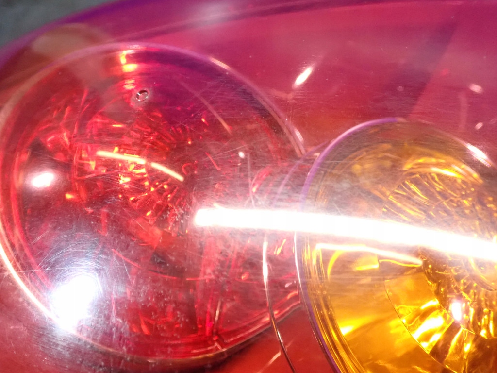 фото №7, Mazda 3 i bk hb 5d 03-06 лампа задня ліва з крила молдинг p2912