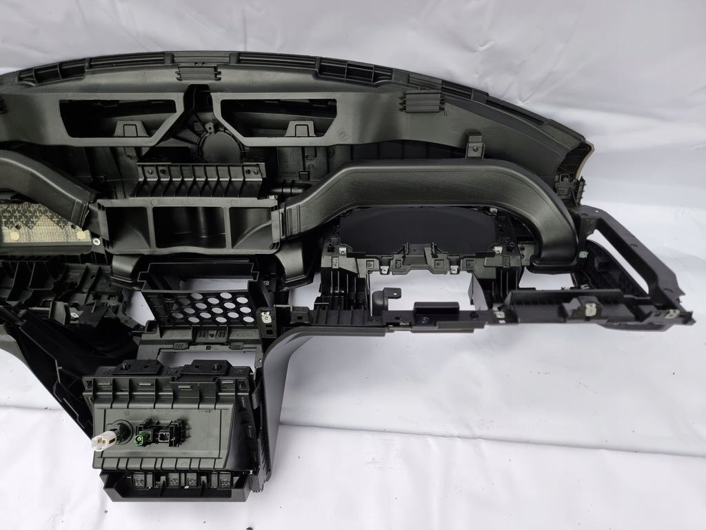 фото №10, Vw atlas 3.6 awd консоль приборная панель приборная 2018-