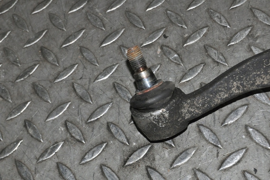 фото №3, Mercedes r172 slk250 2011 rhd передний левый рычаг