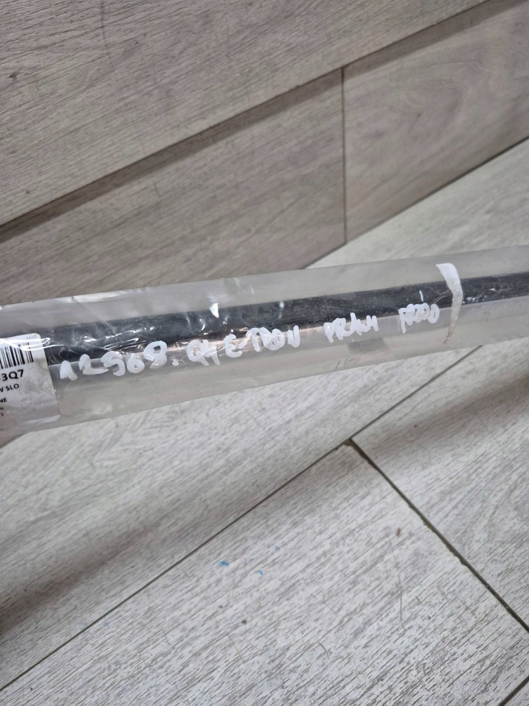 фото №6, 12568. audi q4 e-tron молдинг ущільнювач правий перед 89a837476