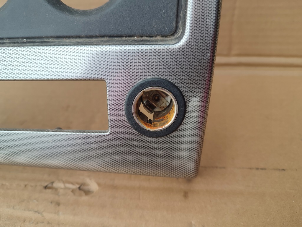 фото №5, Ґрати обдув середній рамка jeep cherokee liberty kk europa