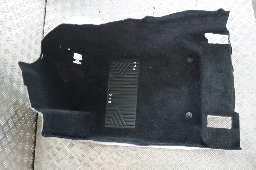 фото №1, Обшивка коврик перед левый mercedes glc 1