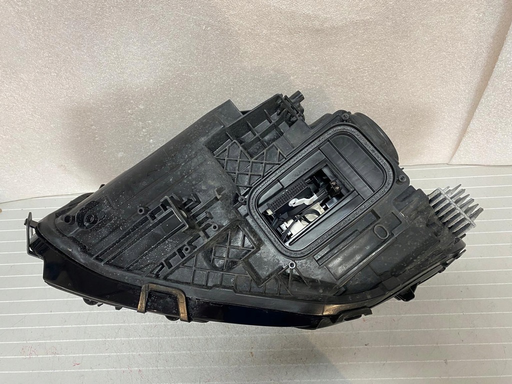 фото №14, Фара лампа передняя перед правая - mercedes eqa w243 eqb x243 full led