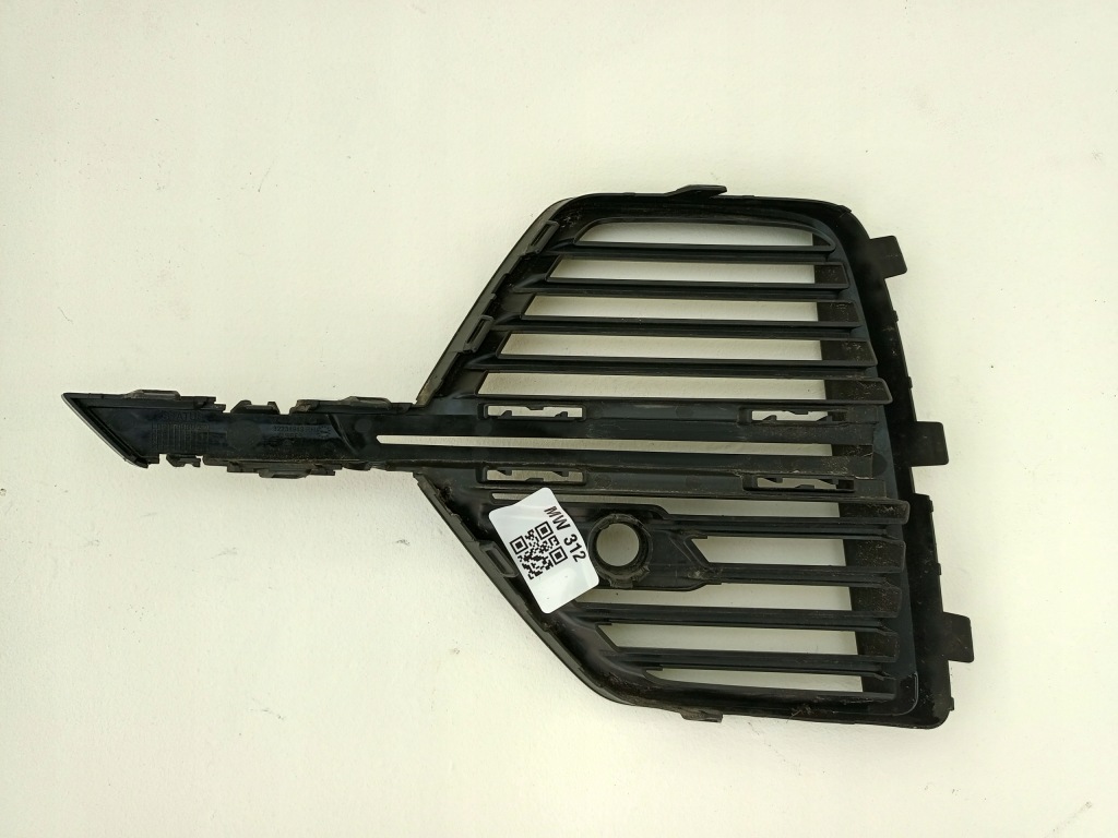 Volvo xc60 ii 2 рестайлінг  2021- решітка радіатора решітка бампера права перед 32234949 Доставка