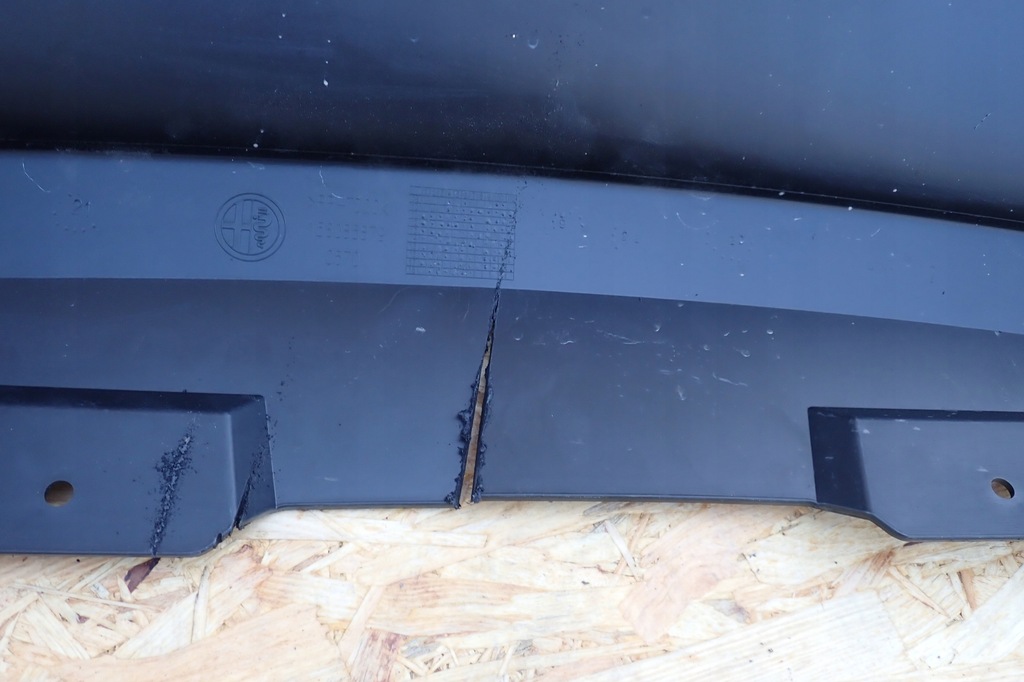 фото №11, Alfa romeo оригінальний номер 156085879 спойлер накладка giulietta