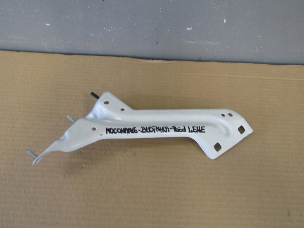 фото №1, Audi q5 8ro 2008-2016 кронштейн крила лівий prz