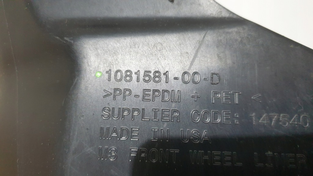 Купить Подкрылок передние левая перед tesla 3 1081581-00-d