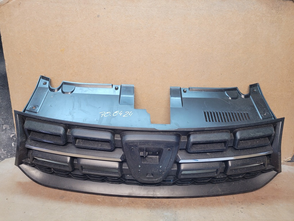 фото №1, Решітка радіатора dacia sandero ii lift