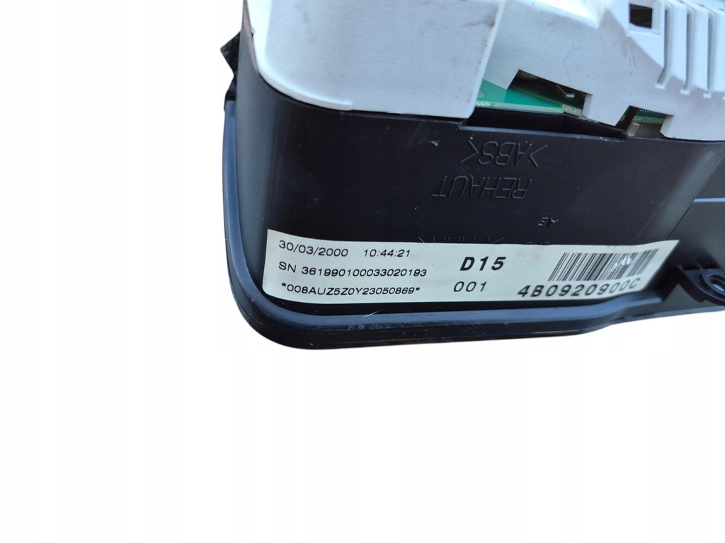 фото №8, Счетчик приборы audi a6 c5 2.5 tdi 4b0920900c