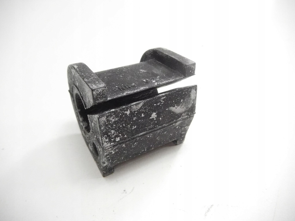 фото №6, Резиновый элемент стабилизатора mitsubishi space star mr455019