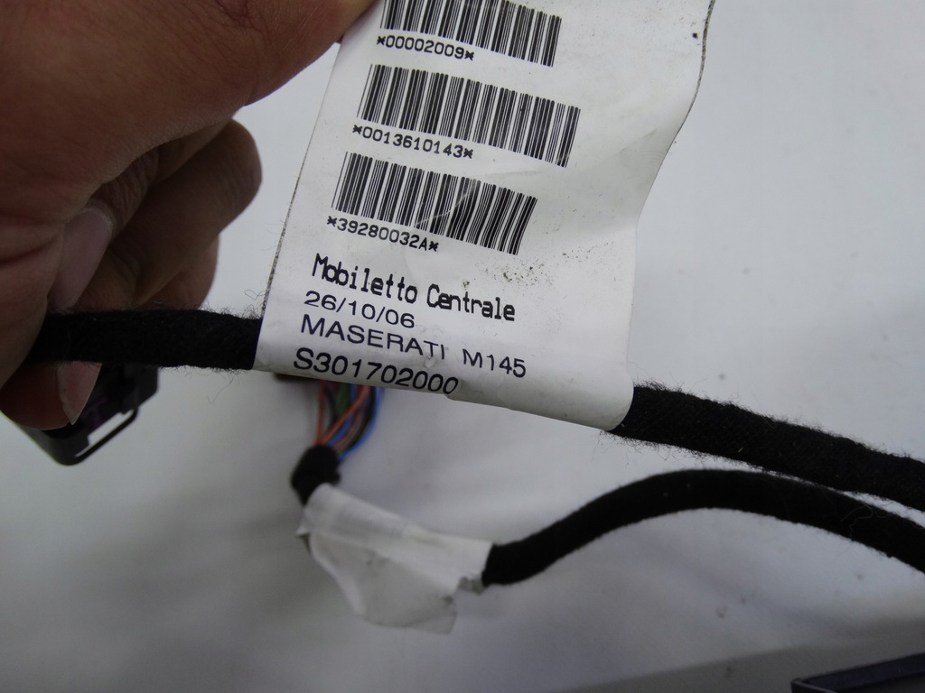 фото №10, Maserati granturismo m145 07-19 туннель средний 69297100 оригинальный