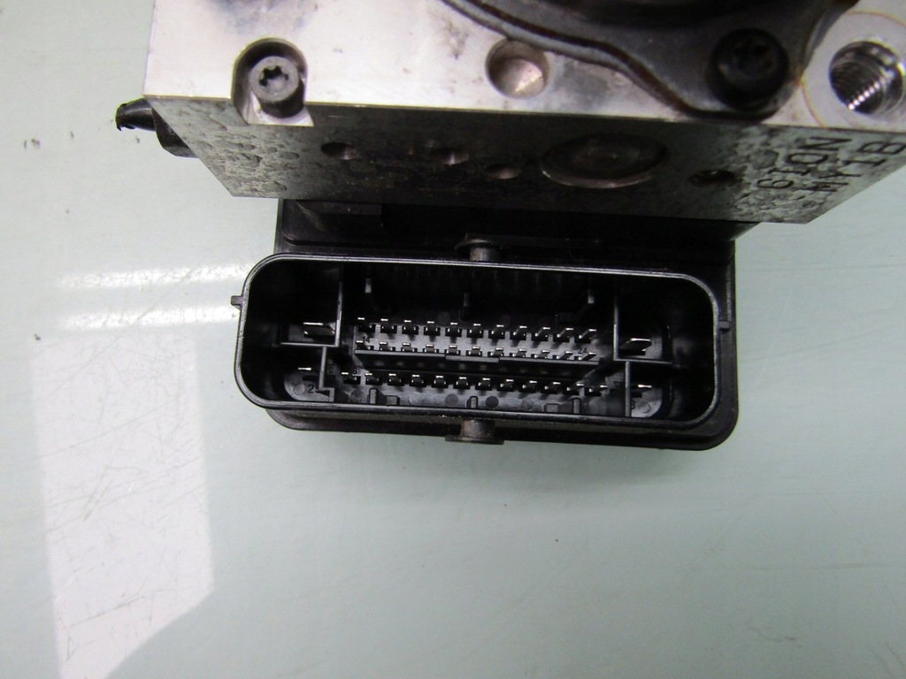 фото №7, Stonic 1.0 t-gdi 18r насос abs блок керування 58920-h8760 be6003v107