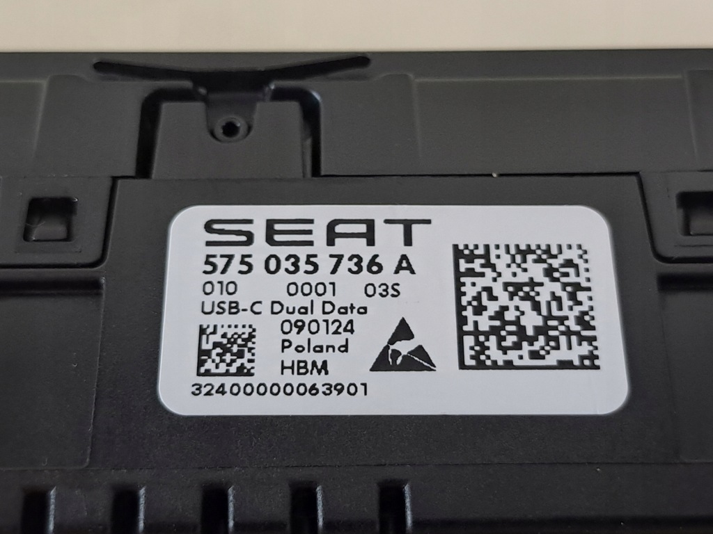 фото №8, Роз'єм роз'єм port usb зарядний пристрій модуль seat arona fr lift 2024r
