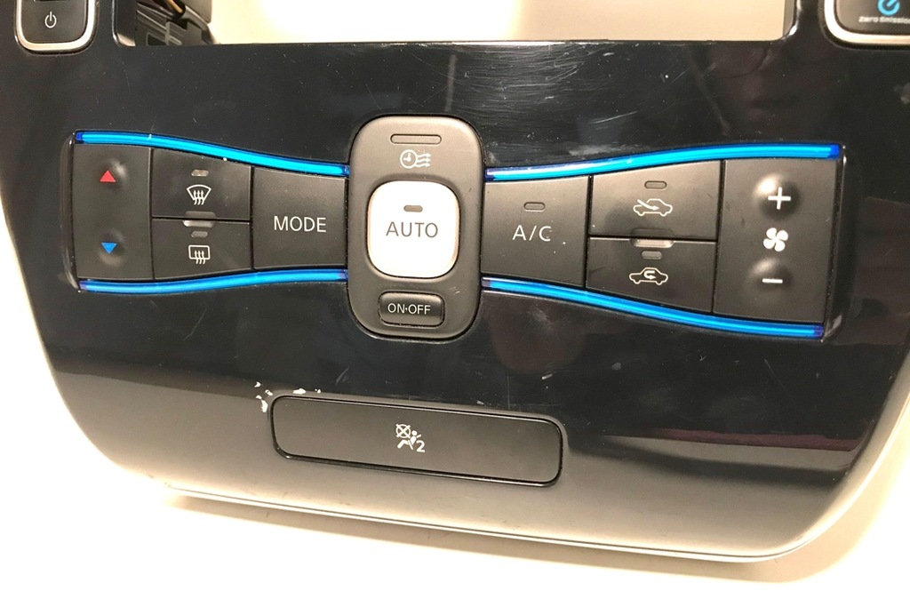 фото №13, Молдинг декоративная приборная панель nissan 682603na0a 2012