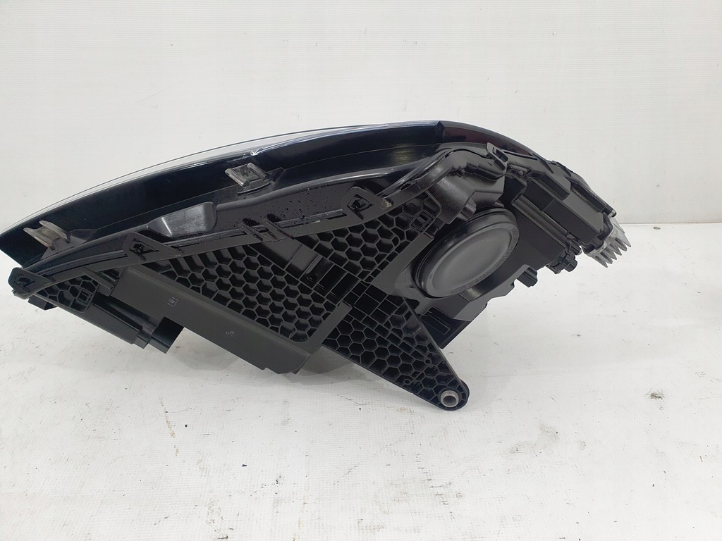 фото №11, Skoda superb 3 iii 3v1 lift full led левая перед