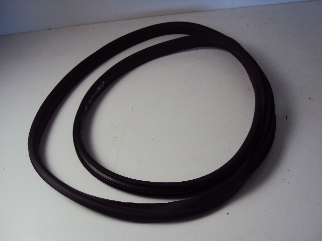 фото №1, Прокладка дверь правый перед renault captur ii 19-