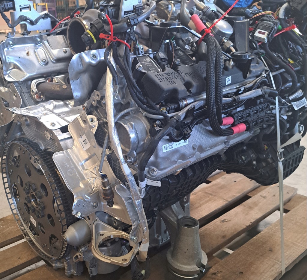 Двигун комплектний  bmw n63b44d g06 g05 g30 x5 x6 x7 m50ixa n63b двигун 530ps Недорого