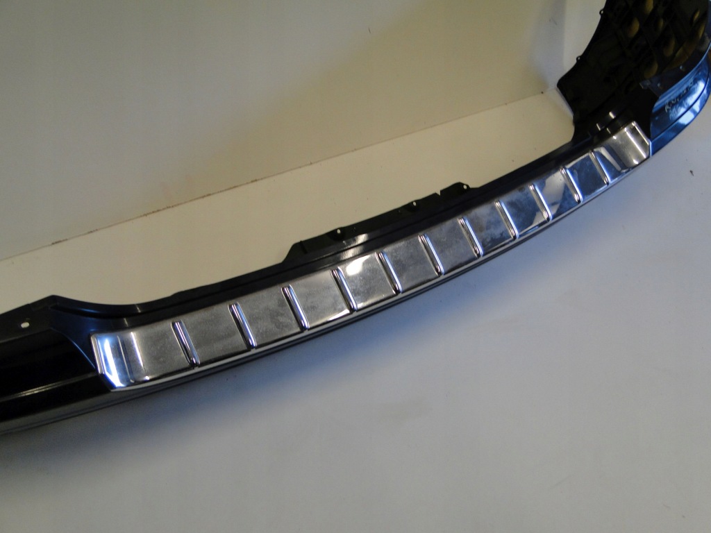 Mercedes бампер задний amg na датчики pts диффузор na hak r klasa 251 w251 Доставка