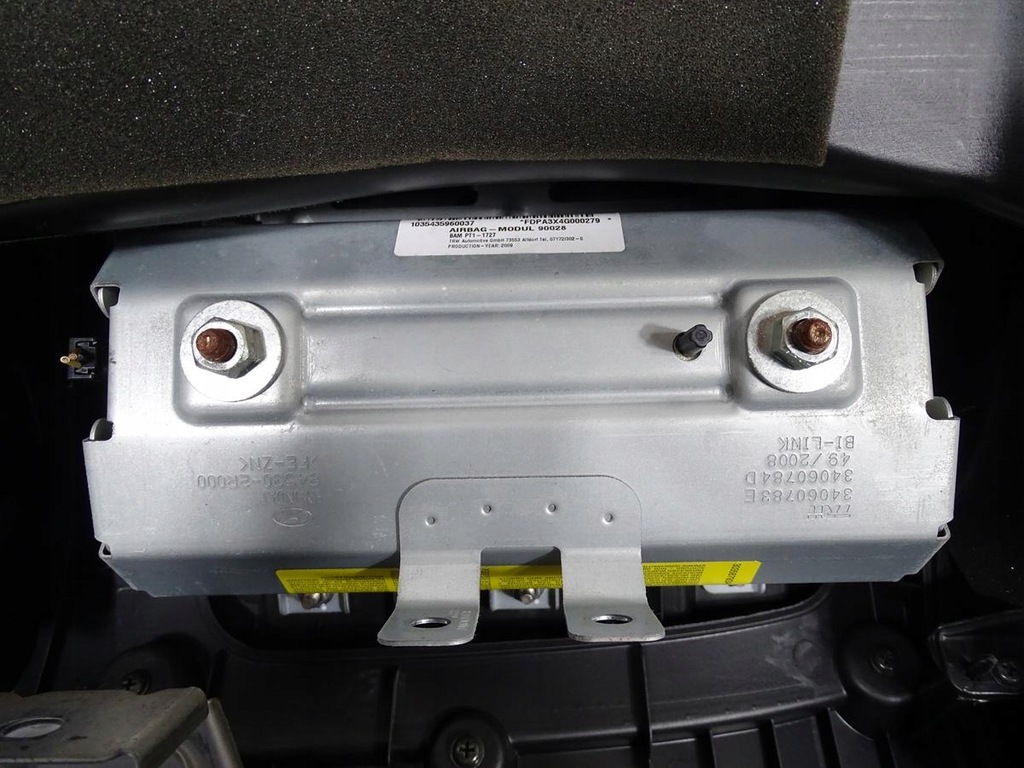 фото №8, Панель приладів приладова ґрати подушка безпеки пасажира hyundai i30 i 2007-2012 europa