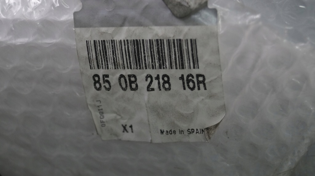 Kadjar 15-18 новый бампер задняя задний 6 pdc оригинал Оригинал