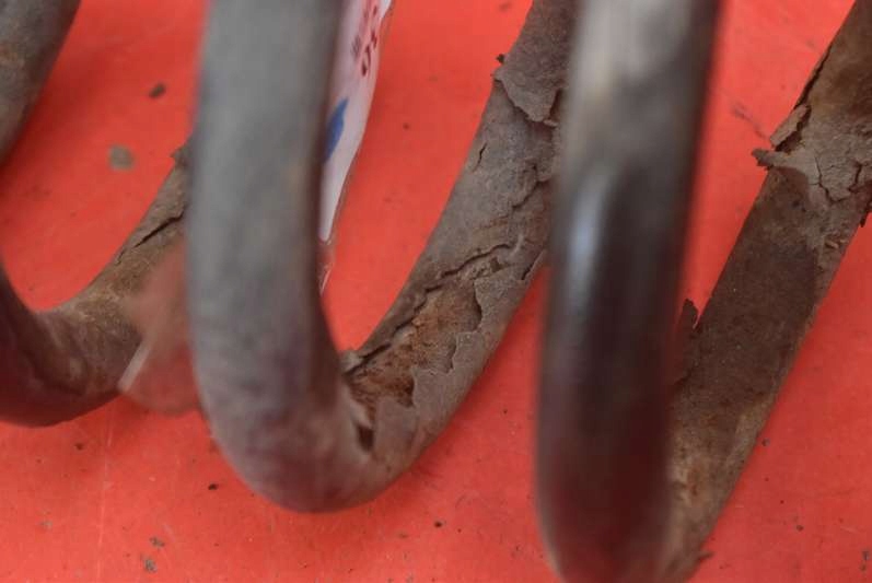 фото №6, Пружина задня задня mercedes cls c219 w219 3.5 v6 272 km 04-08