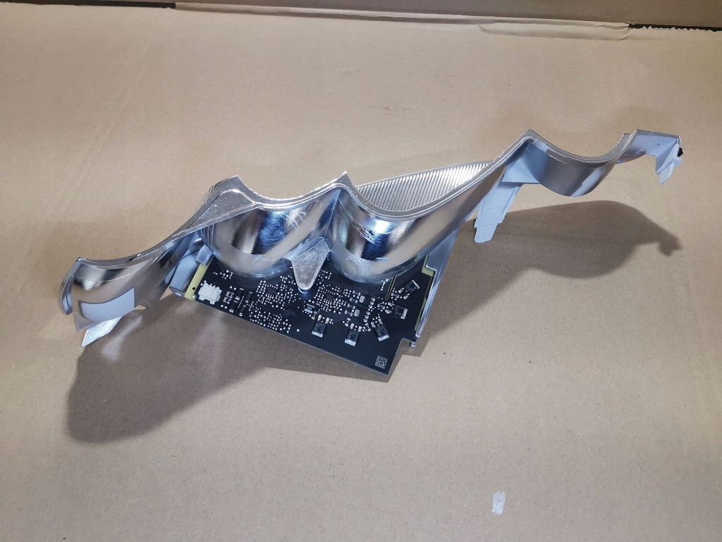 фото №3, Лівий led drl mercedes w247 2134d