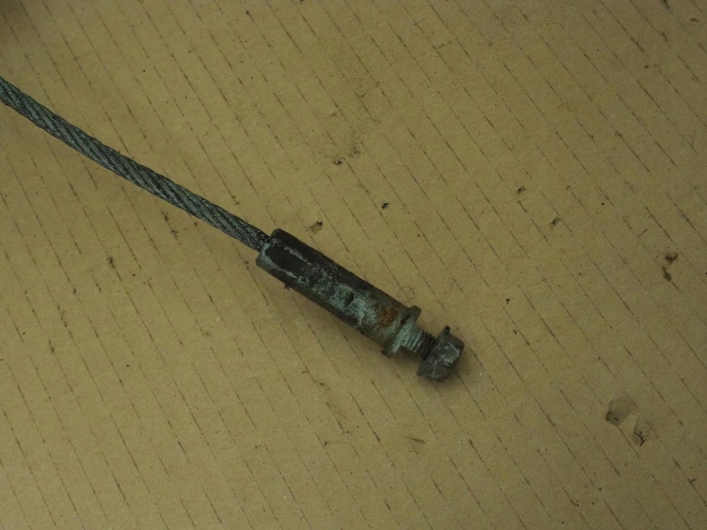 Porsche boxster 986 987 трос подрамник балка задний  98633118101 с Разборки