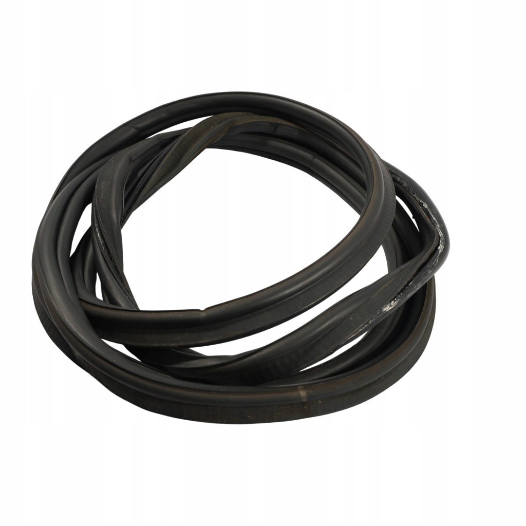 Range rover l322 прокладка крышки багажника lr024161 Цена