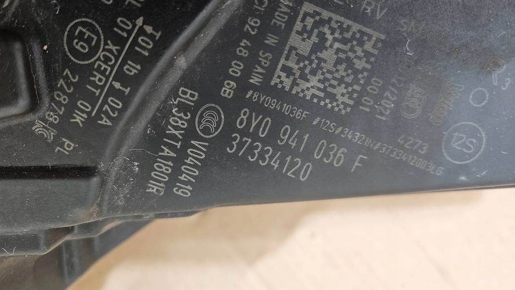 фото №13, Лампа перед передня права audi a3 s3 martix 8y0941036f