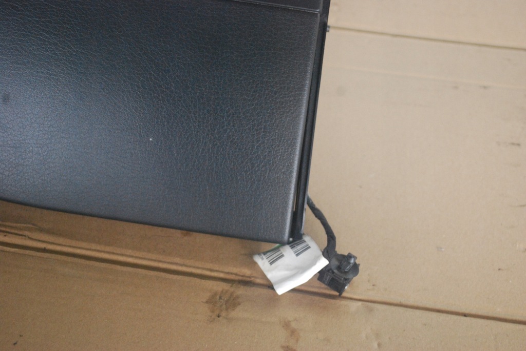 фото №9, Бардачок дверь левый задняя audi a8 d3 чёрный