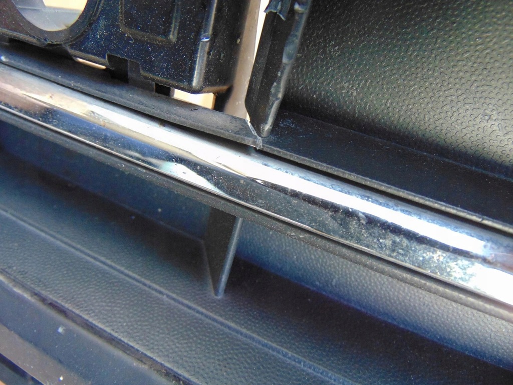 фото №10, Решётка w бампер правая vw touareg 2018- 760853666c