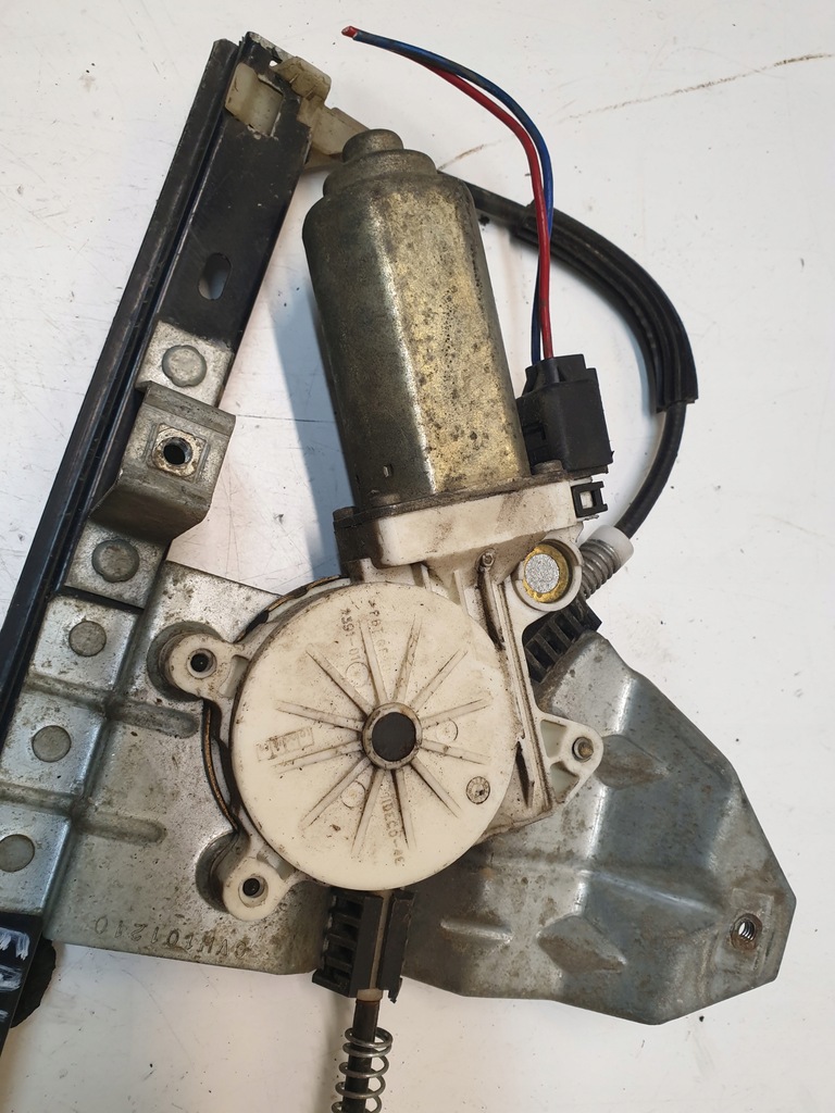 фото №4, Podbnośnik стекло задний задняя левый land rover freelander