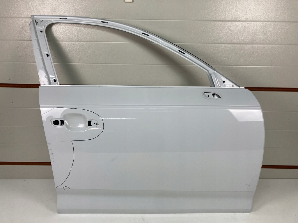 фото №1, Дверь правое передние audi a4 b9