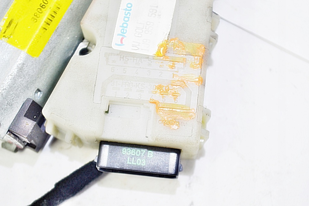 фото №7, Vw golf моторчик люк 1j6959591 webasto