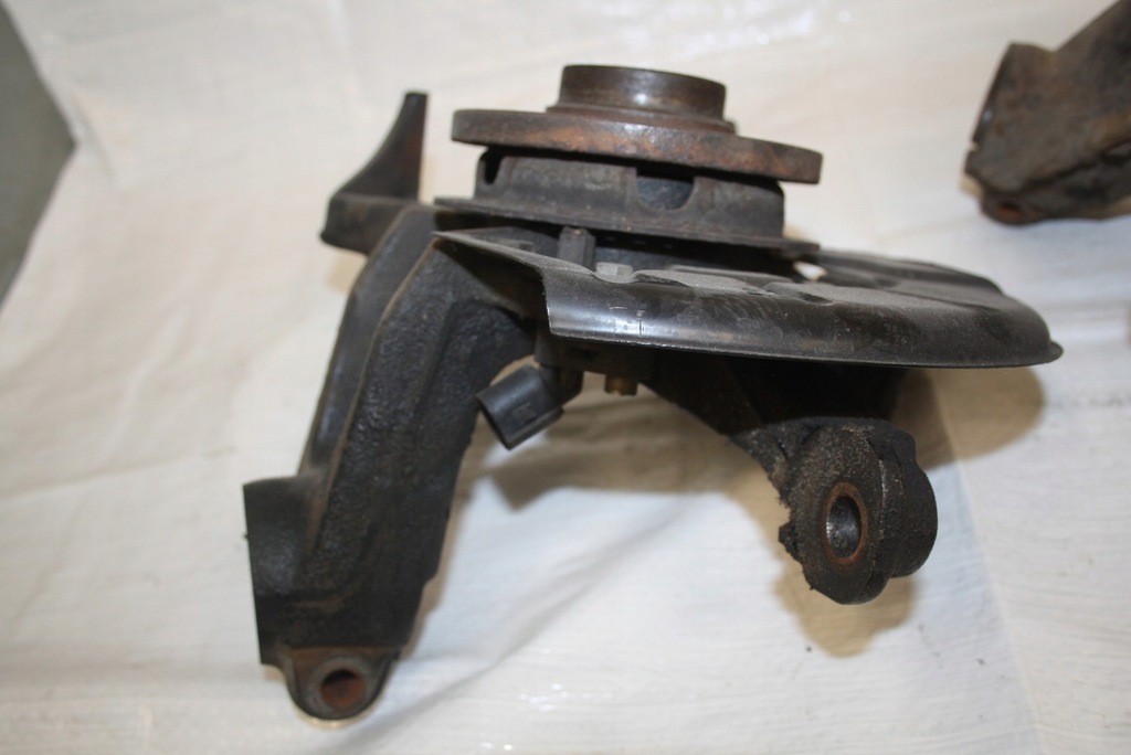 фото №6, Поворотний кулак перед audi seat skoda vw bora golf